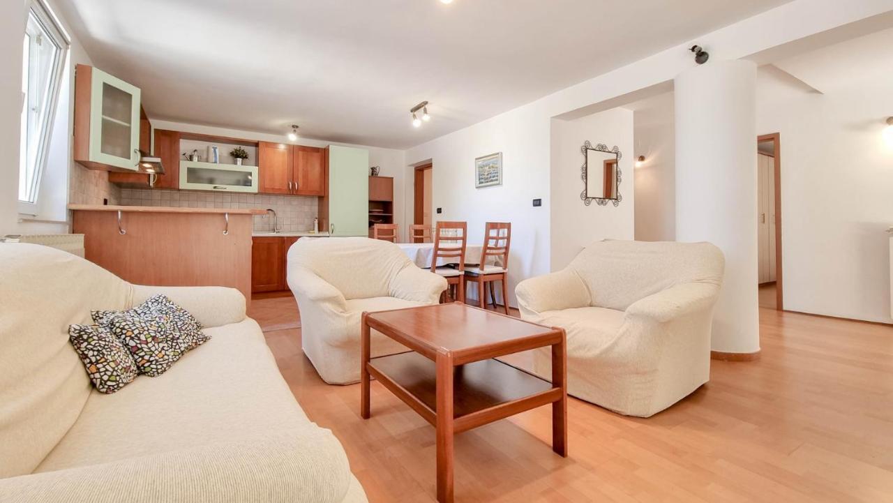 Apartament Ena Novigrad  Zewnętrze zdjęcie